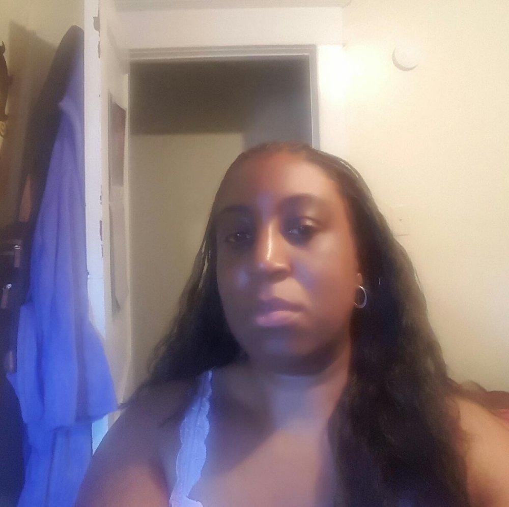 Meet your Posher, Yolanda